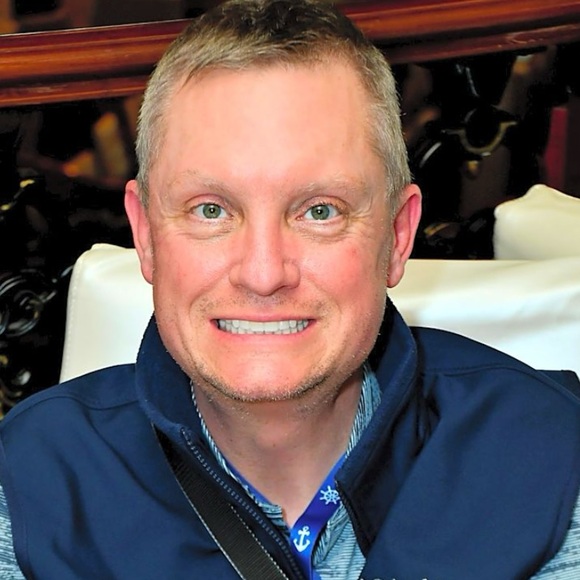 Meet the Posher Other - Meet your Posher, Dennis